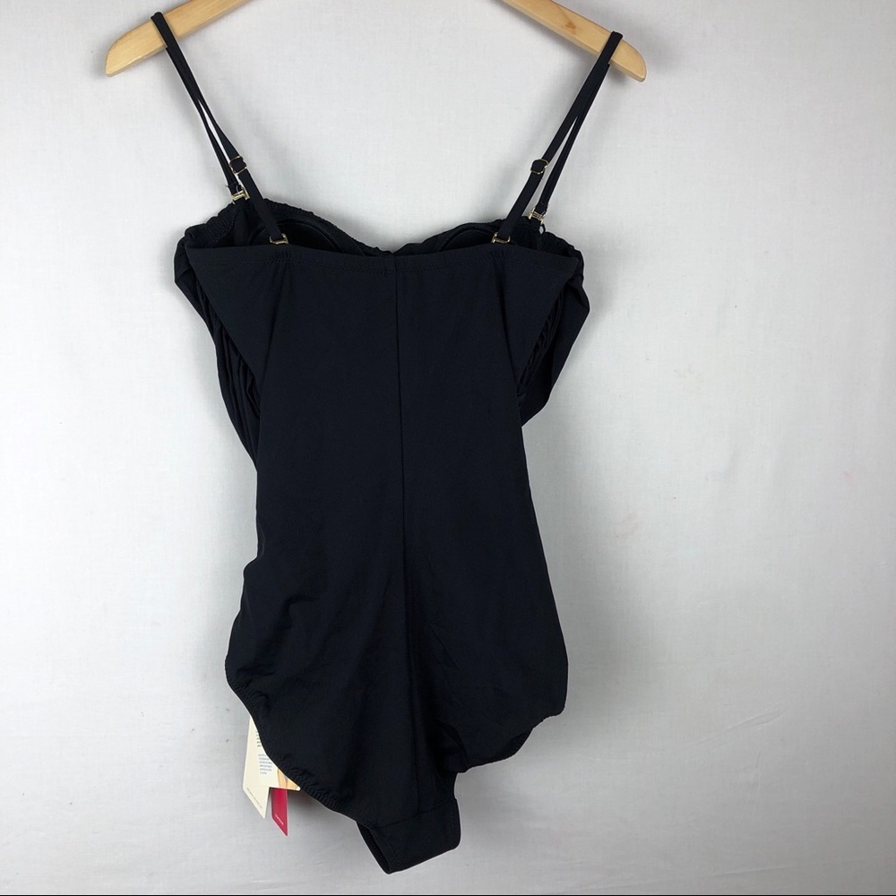 ❣️NWT❣️Black one piece Gottex contour swimsuit - Picture 3 of 5